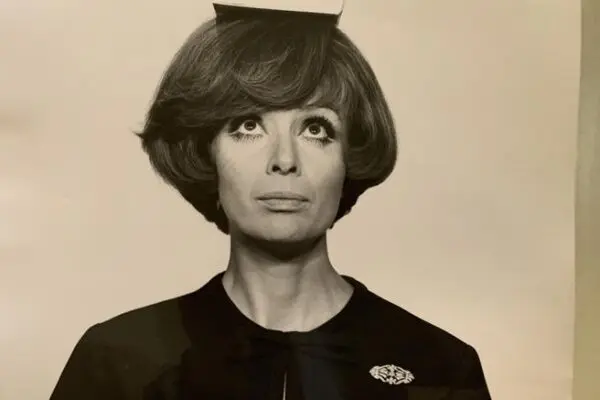 Enza Sampò: La Stilista che Sta Rivoluzionando la Moda Italiana