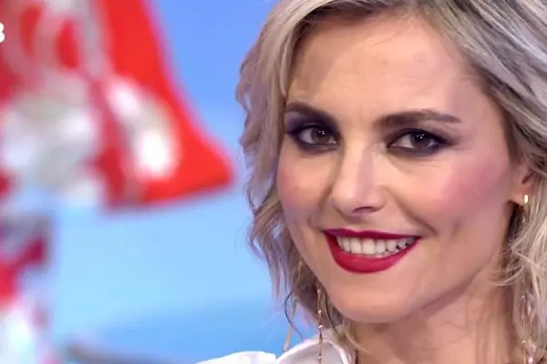 Francesca Fialdini: Una Conduttrice in Ascesa