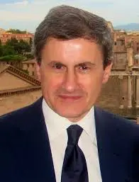 Gianni Alemanno: Un Politico Controverso e la Sua Influenza