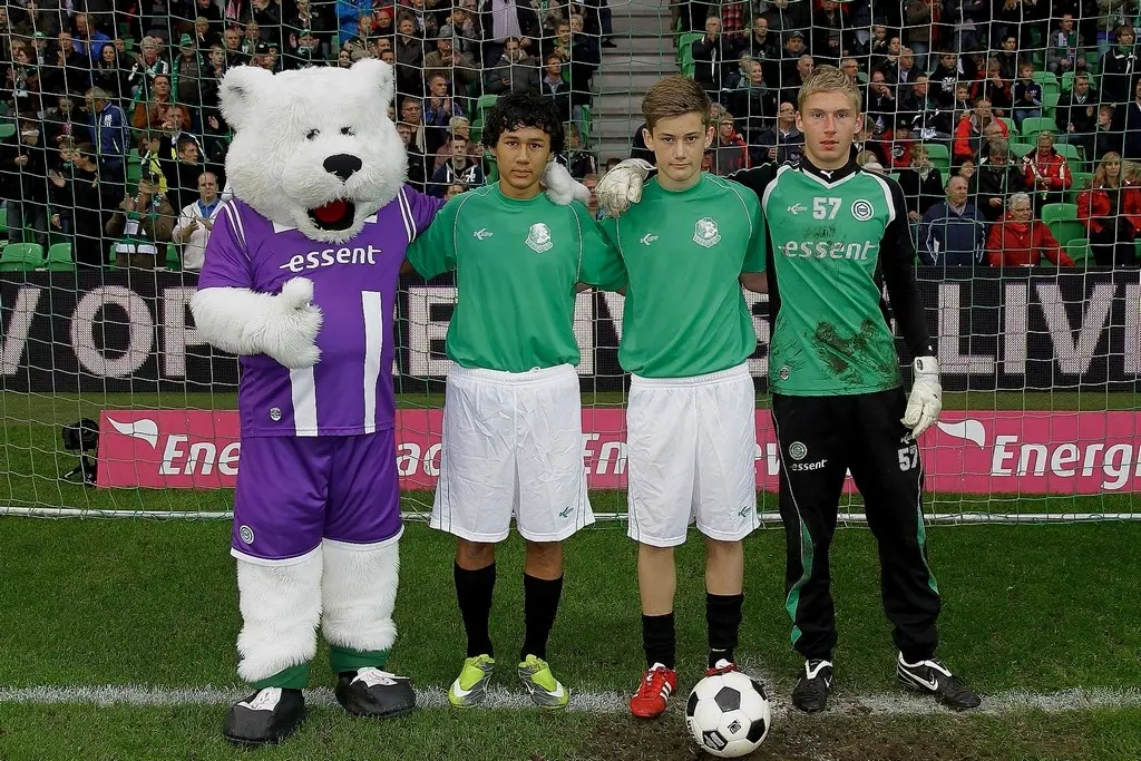 Groningen e Feyenoord: Analisi della Partita Cruciale della Eredivisie