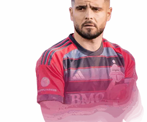 Lorenzo Insigne: La Carriera e le Sfide Attuali