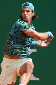 Lorenzo Musetti: La Promessa del Tennis Italiano