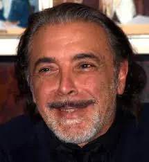 Nino Frassica: La Carriera di un Mito della Commedia Italiana