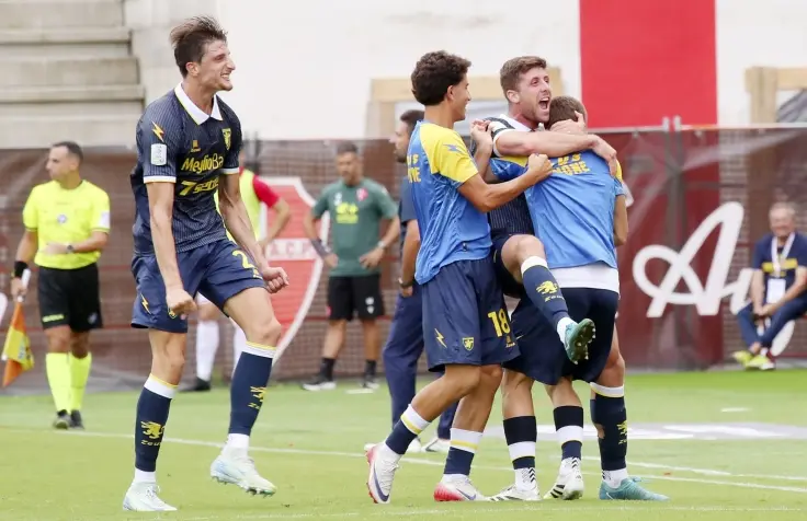 Padova e Frosinone si Sfideranno in una Partita Cruciale