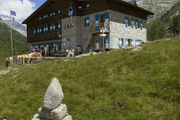 Scopri il Rifugio Val di Fumo: Un Rifugio Immerso nella Natura