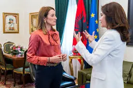 Roberta Metsola: La leadership di una donna in Europa