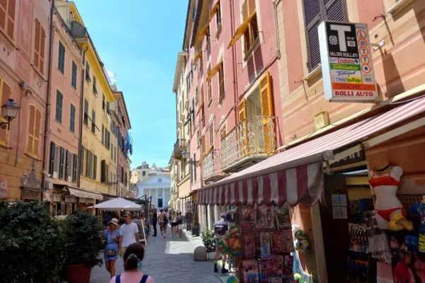 Esplorando Sestri Levante: Il Cuore della Liguria