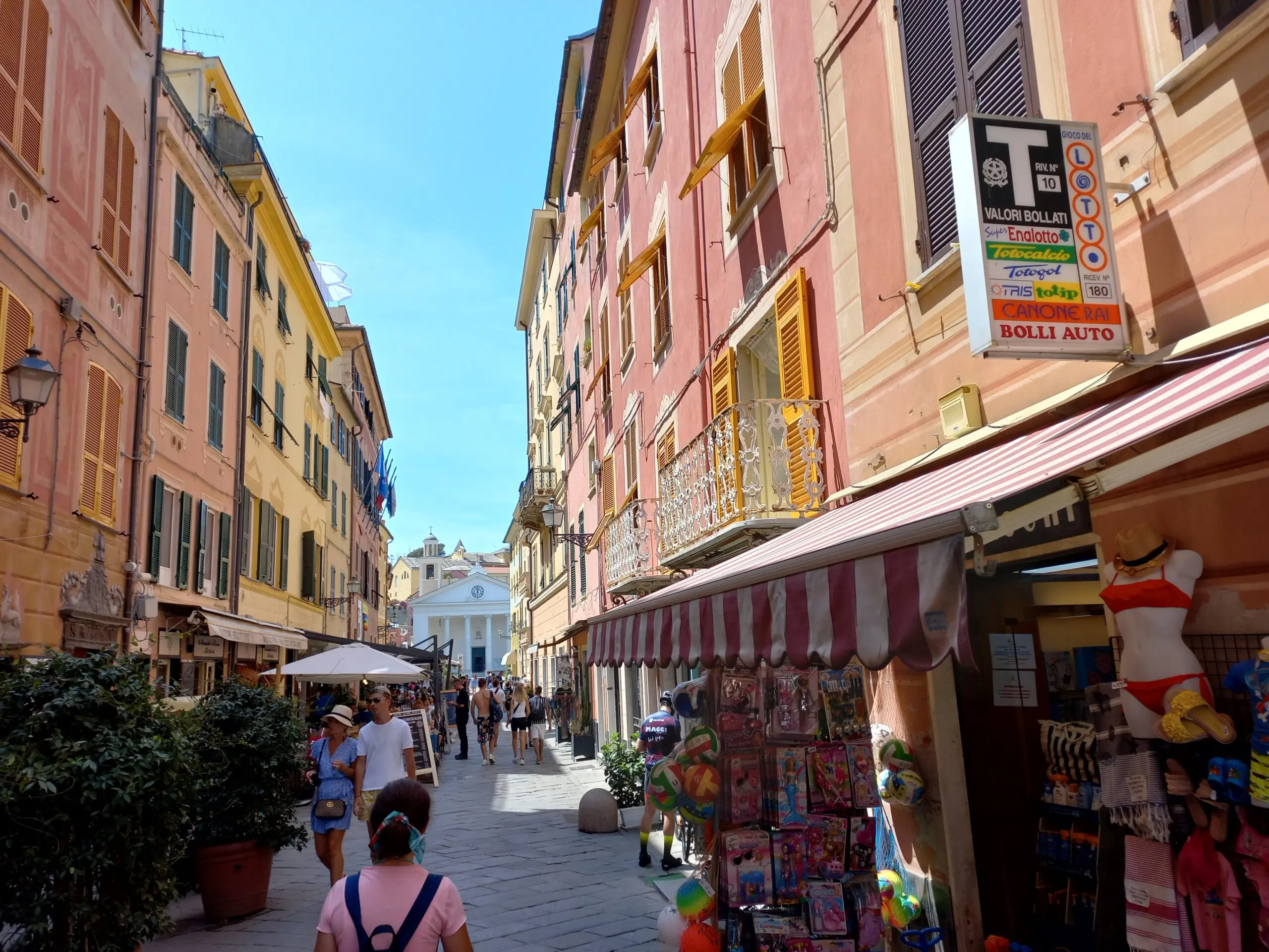 Esplorando Sestri Levante: Il Cuore della Liguria