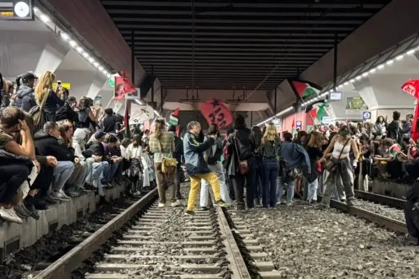 Manifestazione a Torino Porta Susa: Un Evento di Rilevanza Sociale
