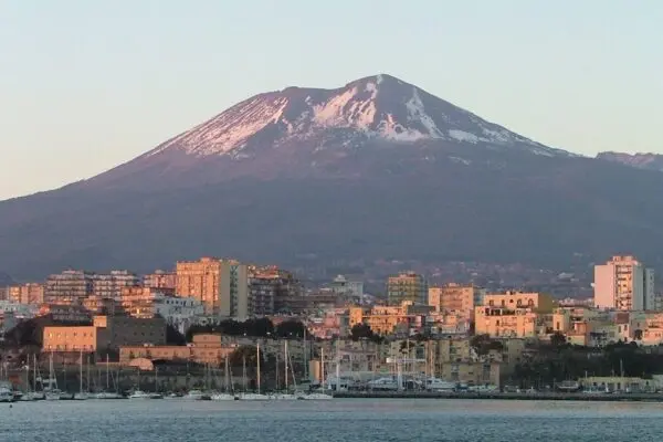 Esplorando Torre Annunziata: Storia e Attrazioni