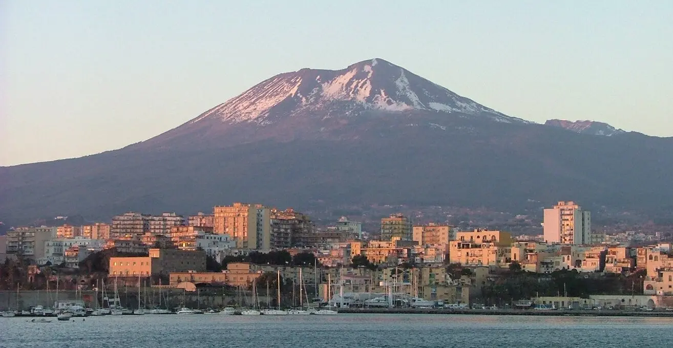Esplorando Torre Annunziata: Storia e Attrazioni