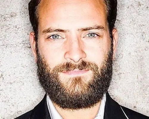 La Carriera di Alessandro Borghi: Un Attore in Ascesa