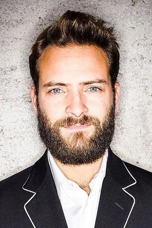 La Carriera di Alessandro Borghi: Un Attore in Ascesa