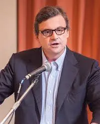 Il Ruolo di Calenda Carlo nella Politica Italiana Contemporanea image 1