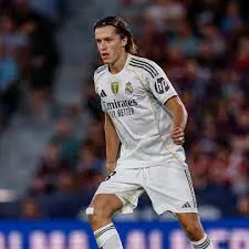 Le Carriere dei Calciatori del Real Madrid: Un Viaggio nel Successo