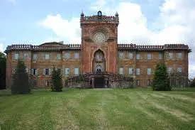 Il Castello di Sammezzano: Un Gioiello Architettonico in Toscana