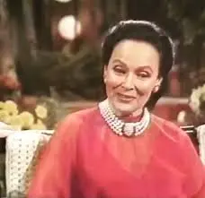 Dolores Dori: Un Nome Emergente nella Moda