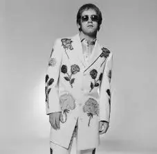 La Vita e la Carriera di Elton John image 1