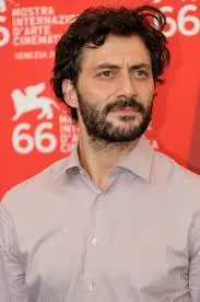 Filippo Timi: Un Talento Poliedrico nel Cinema Italiano