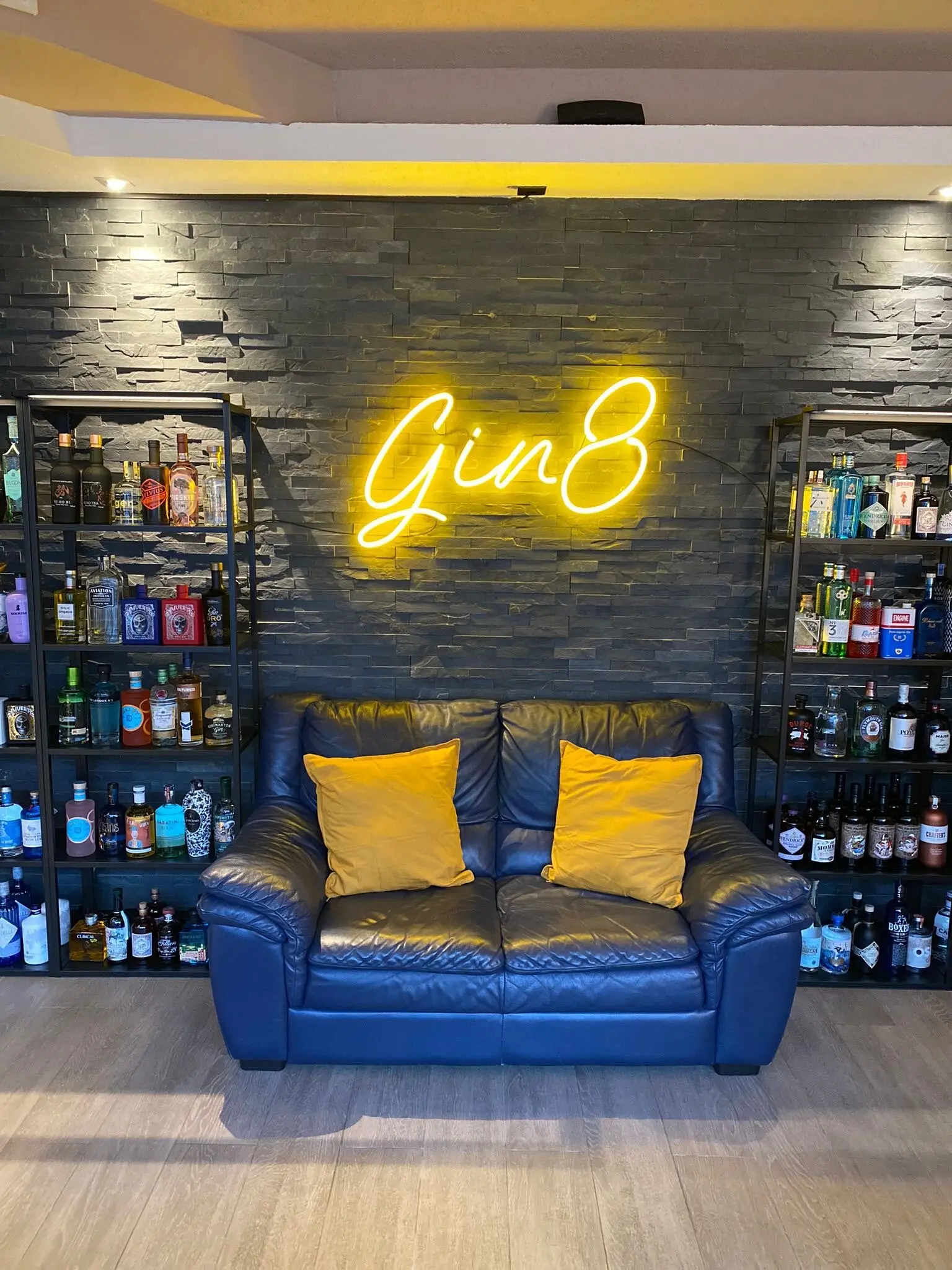Gintoneria: Il Fascino del Gin Artigianale in Italia
