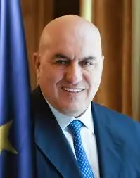 Guido Crosetto: Un Attore Chiave nella Politica Italiana