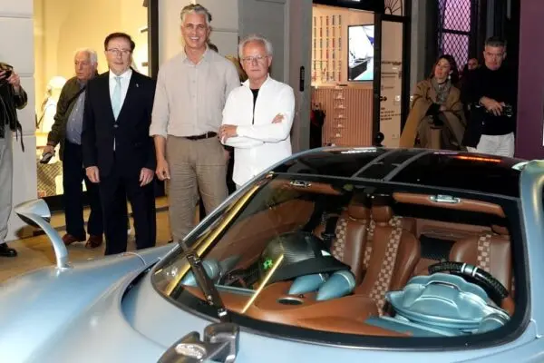 L’Innovazione di Horacio Pagani nel Mondo delle Auto Sportive