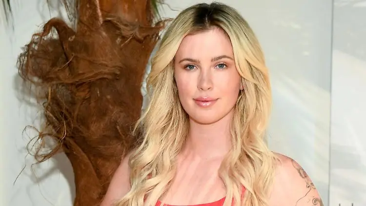 Ireland Baldwin: tra moda e spettacolo