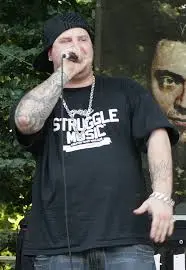 Jake La Furia: Un’Icona del Rap Italiano