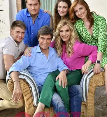 Lorella Cuccarini e il suo legame con i figli image 1
