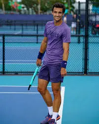 Lorenzo Musetti: La Promessa del Tennis Italiano