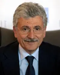 Massimo D’Alema: Una Vita Dedita alla Politica Italiana