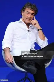 Massimo Giletti: Un’icona del Giornalismo e dell’Intrattenimento