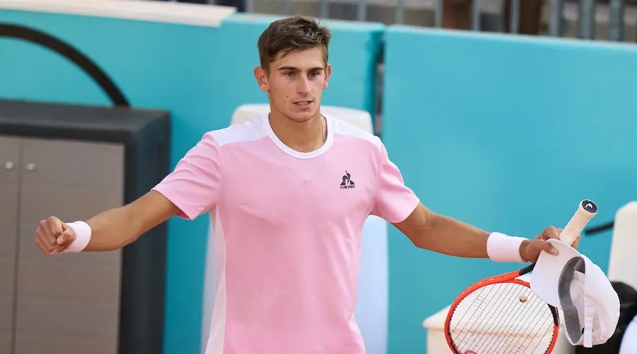 Matteo Arnaldi: La nuova speranza del tennis italiano