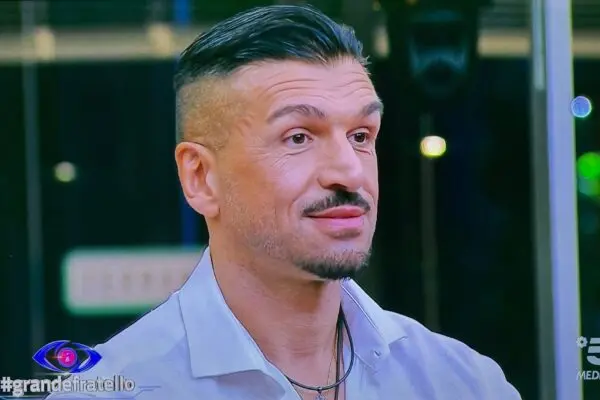 Matteo e il Suo Ruolo nel Grande Fratello 2023 image 1