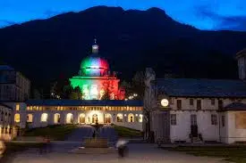 Esplorando Oropa: Storia e bellezze del Santuario