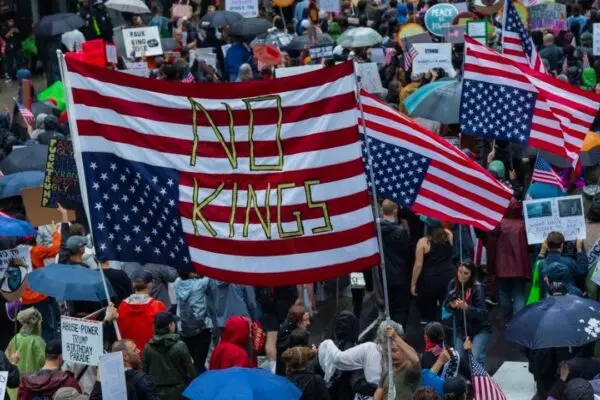 Le Recenti Proteste negli Stati Uniti contro Trump image 1