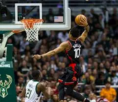 Raptors e Bucks: Un Confronto Avvincente nel Campionato NBA