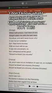 Esplorando ‘Ruin the Friendship’ di Taylor Swift