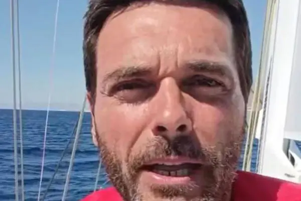 La Flottiglia di Saverio Tommasi: un’Iniziativa di Sviluppo Sociale