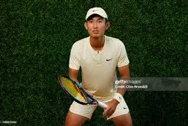 Shang Juncheng: La Promessa del Tennis Cinese
