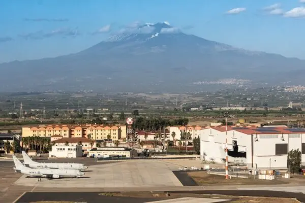 Sigonella: Un Pilastro Strategico per la Sicurezza NATO