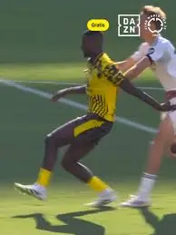 Comprendere la Tarjeta Roja nel Calcio image 1
