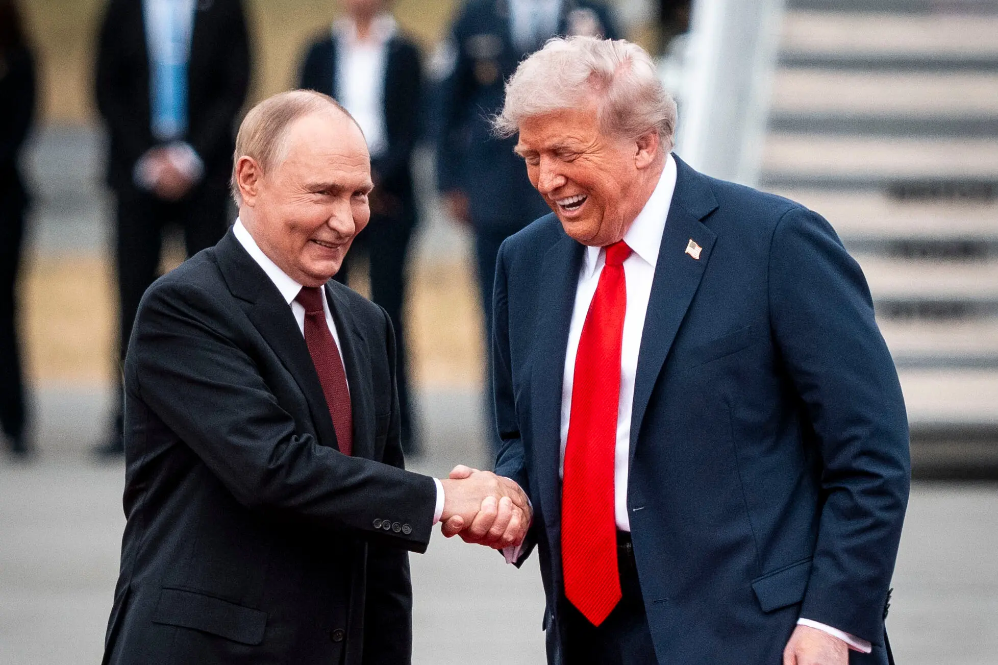 Relazioni Internazionali: Trump, Putin e Zelensky a Confronto
