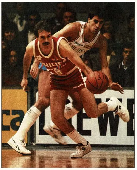 La Rivalità tra Varese e Olimpia Milano nel Basket Italiano image 1