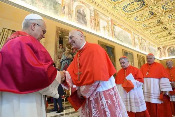 Il Concistoro: Ruolo e Recenti Avvenimenti