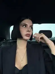 Evelina Sgarbi: La sua Influenza nella Cultura Moderna