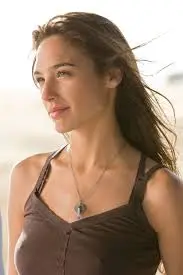 Gal Gadot: Dalla Sua Origini alla Celebrità di Hollywood