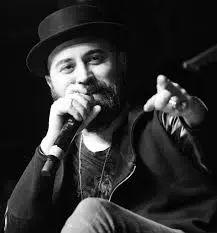 Giuliano Sangiorgi: La Voce della Musica Italiana