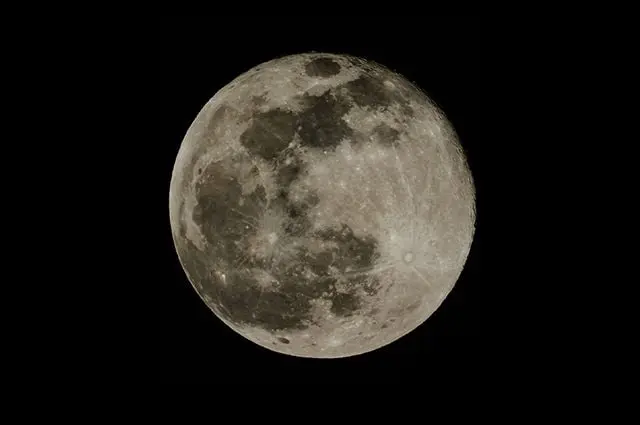 Fasi della Luna Oggi: Cosa C’è da Sapere
