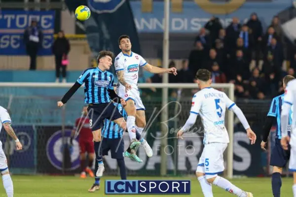 Collegamenti e Importanza tra Novara e Lecco image 1
